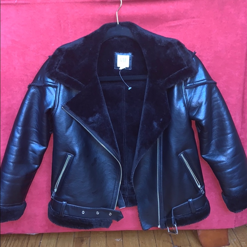 Big girl leather jacket 🧥